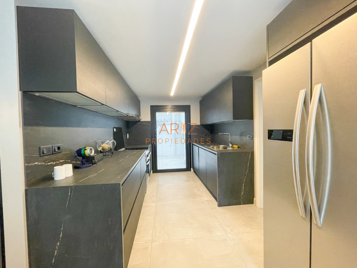 Apartamento ID.440 - ALQUILER ANUAL TEMPORADA INVERNAL APARTAMENTO 3 DORMITORIOS PUERTO PUNTA DEL ESTE