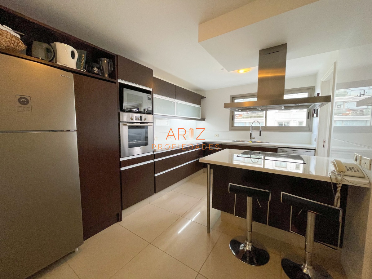 Apartamento ID.1489 - VENDO APARTAMENTO IMPERIALE TORRE II ESQUINERO 3 Y DEPENDENCIA BRAVA PUNTA DEL ESTE