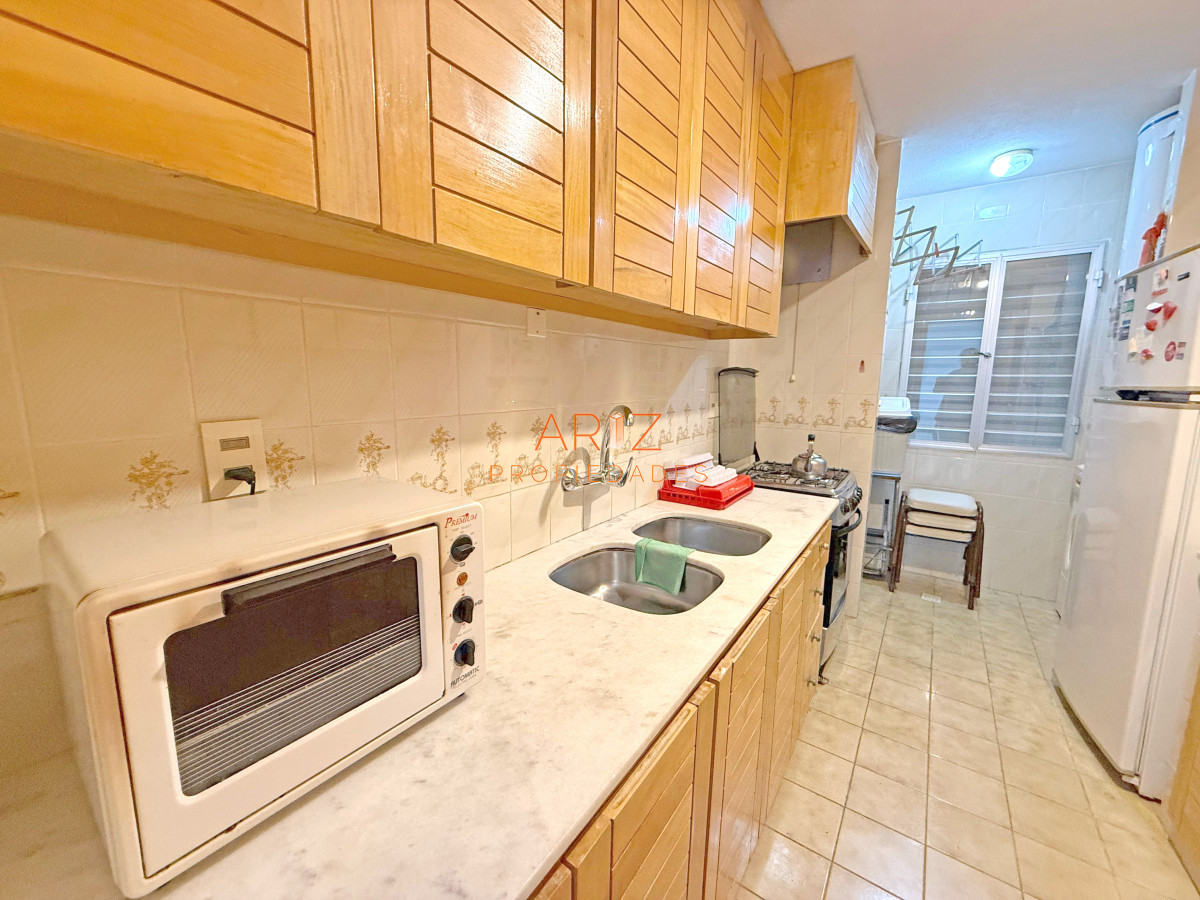 Apartamento ID.2377 - VENTA OPORTUNIDAD 2 DORMITORIOS 2 BAÑOS 1 SUITE PRIMERA LINEA PLAYA BRAVA FRENTE AL MAR AMPLIO APARTAMENTO EXCELENTE CONSTRUCCION