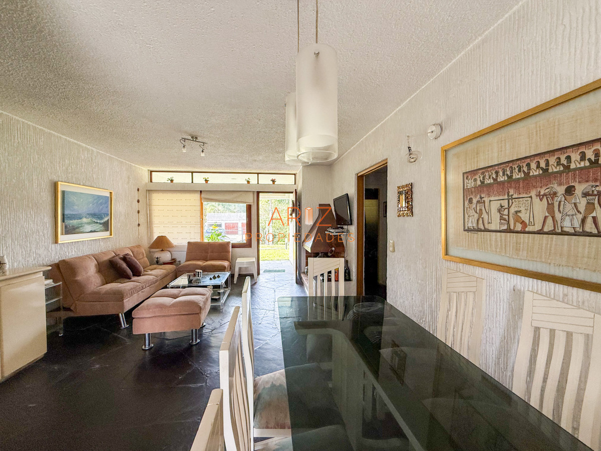 Apartamento ID.2425 - VENTA APARTAMENTO PLANTA BAJA ESTILO CASITA CANTEGRIL ROOSEVELT 2 DORMITORIOS 1 BAÑO PUNTA DEL ESTE
