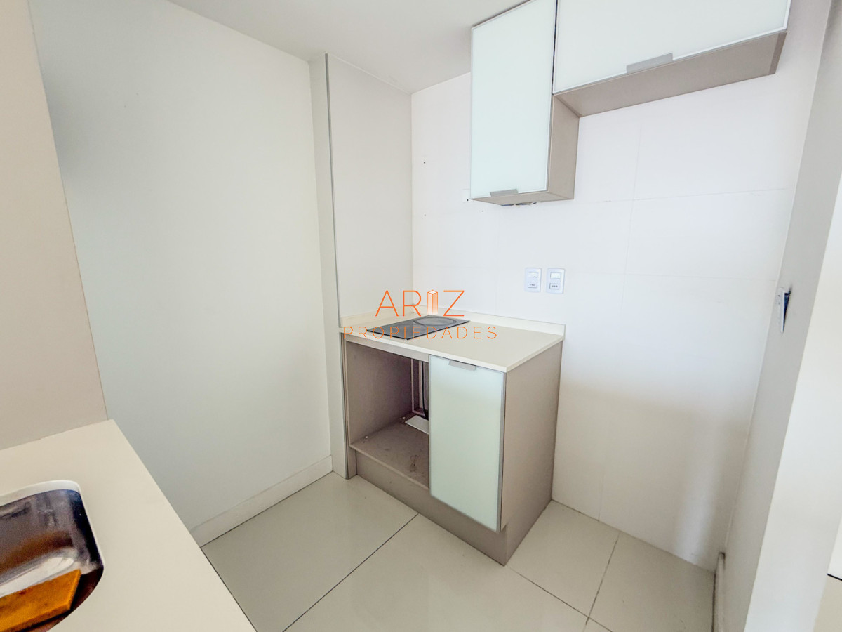 Apartamento ID.921 - ALQUILER ANUAL 1 DORMITORIO SIN MUEBLES DESDE YA PUNTA DEL ESTE TODOS LOS SERVICIOS