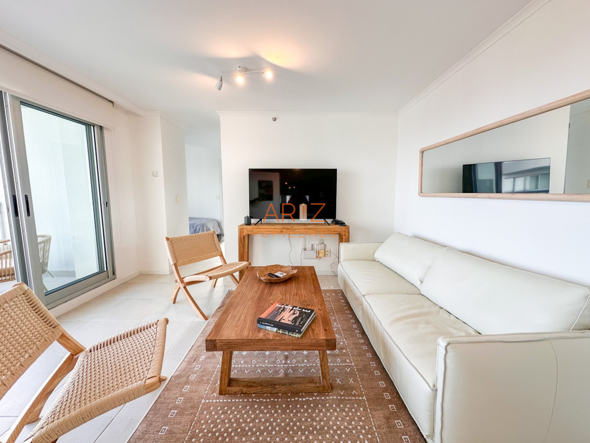 Apartamento ID.1921 - ALQUILER INVERNAL Y TEMPORADA 1 DORMITORIO Y MEDIO TODOS LOS SERVICIOS PISO ALTO A LA MANSA PUNTA DEL ESTE