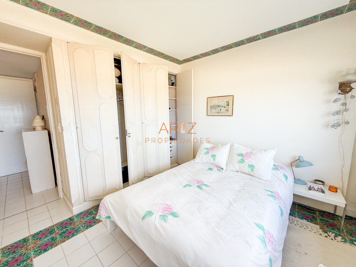 Apartamento ID.2342 - VENTA APARTAMENTO PRIMERA LINEA BRAVA 4 DORMITORIOS Y SERVICIO COMPLETO GRAN PLANTA VISTA DIRECTA A LA BRAVA