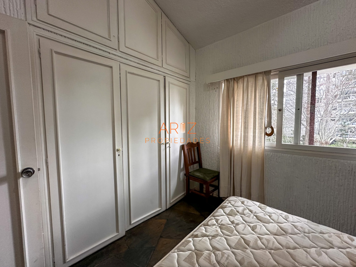 Apartamento ID.1933 - VENDO APARTAMENTO 2 DORMITORIOS Y MEDIO 2 BAÑOS TIPO DUPLEX CON DOBLE LIVING Y GRAN GUARDILLA