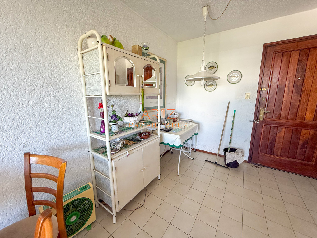 Apartamento ID.2343 - VENTA OPORTUNIDAD PRIMERA LINEA 1 DORMITORIO CON VISTA LATERAL MANSA DESPEJADA
