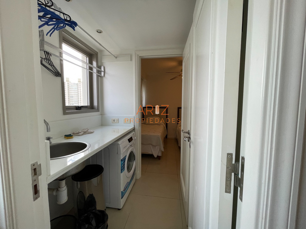 Apartamento ID.1489 - VENDO APARTAMENTO IMPERIALE TORRE II ESQUINERO 3 Y DEPENDENCIA BRAVA PUNTA DEL ESTE