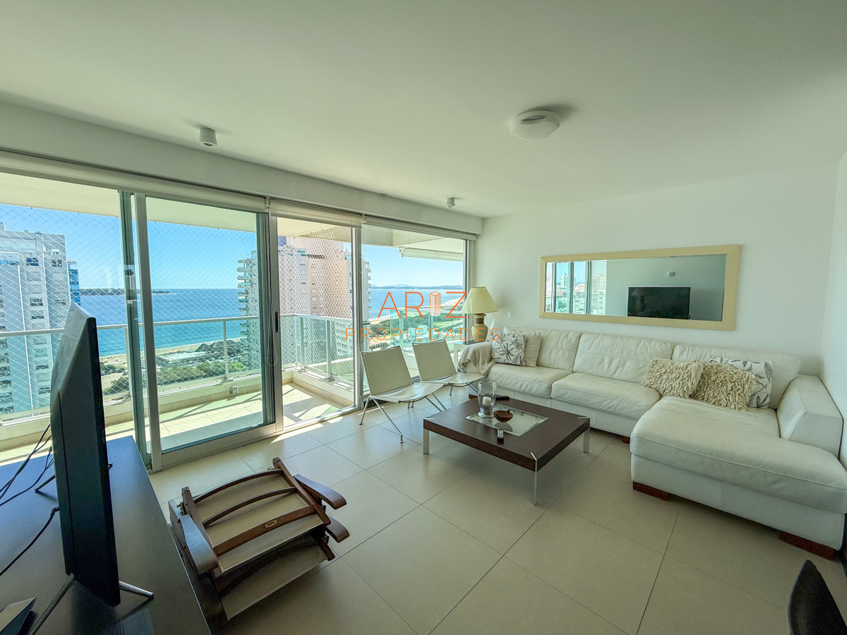 Apartamento ID.2326 - VENTA APARTAMENTO 3 DORMITORIOS EN SUITE + TOILETTE PISO ALTO SEGUNDA LINEA VISTA A LA MANSA 