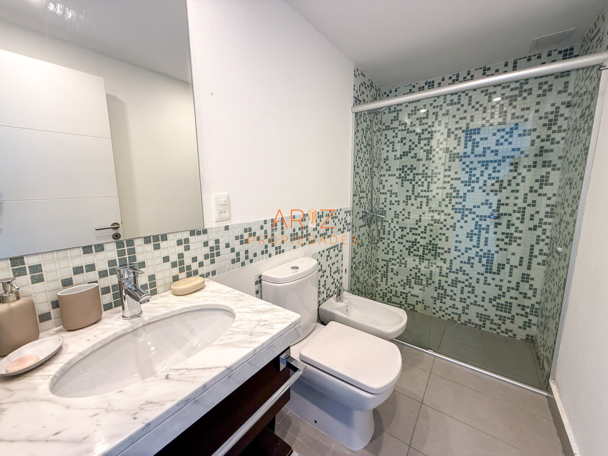 Apartamento ID.2296 - ALQUILER INVERNAL DESDE 1ERO MARZO 2025 PENTHOUSE 2DA LINEA BRAVA 3 DORMITORIOS