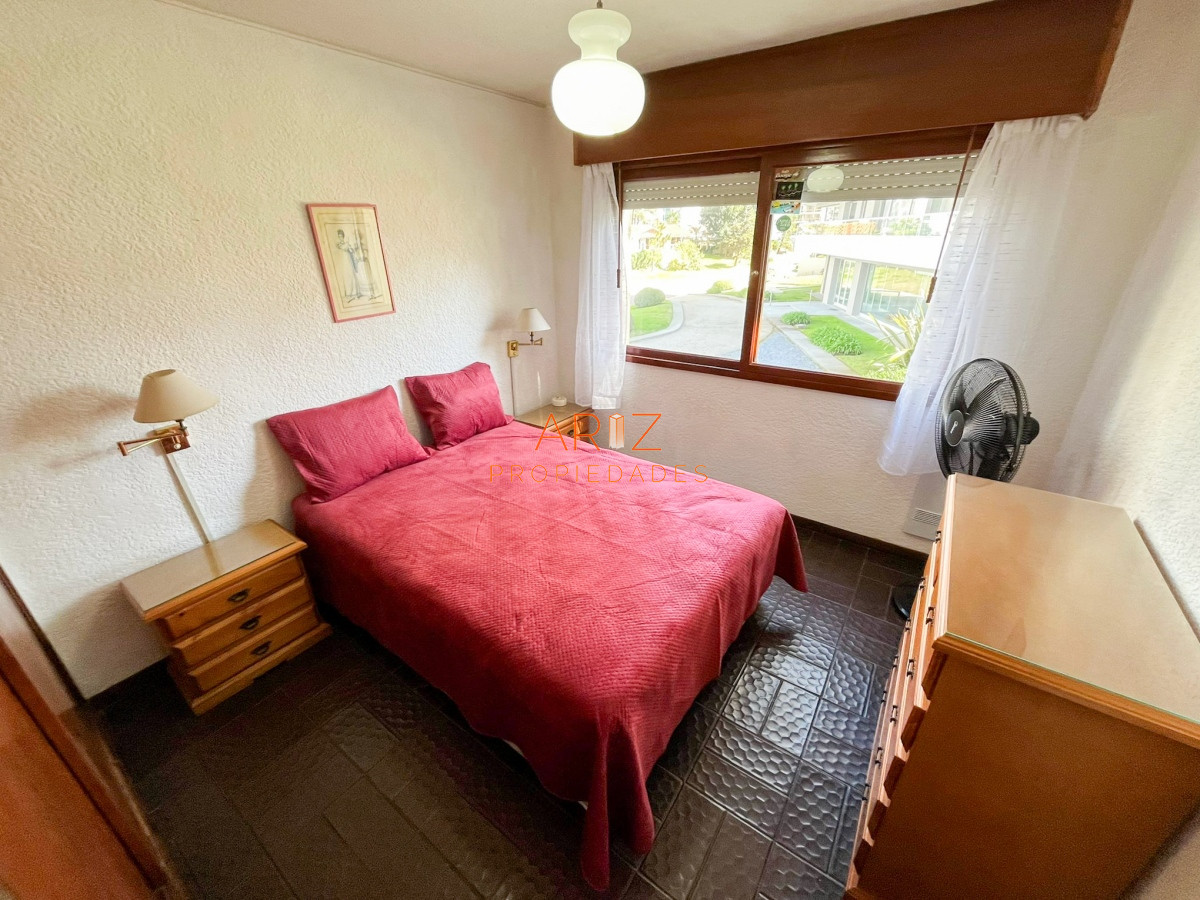 Apartamento ID.2030 - VENTA Apartamento de 1 dormitorio, con parrillero en balcon, Roosevelt Punta del Este