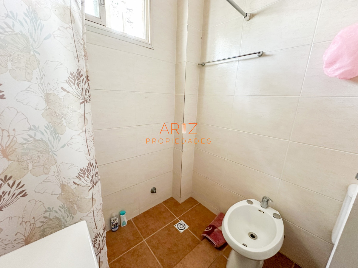 Apartamento ID.1642 - VENDO APARTAMENTO TIPO CASA 2 DORMITORIOS 1 BAÑO MUY BUEN ESTADO PUNTA DEL ESTE CANTEGRIL