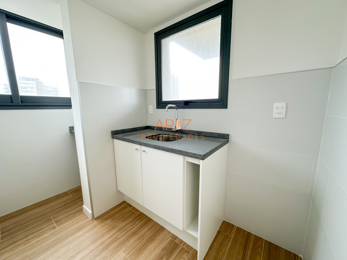 Apartamento ID.1627 - OPORTUNIDAD SIGLO SOL II VENTA 2 DORMITORIOS 2 BAÑOS A ESTRENAR PISO ALTO CON VISTA A LA BRAVA 