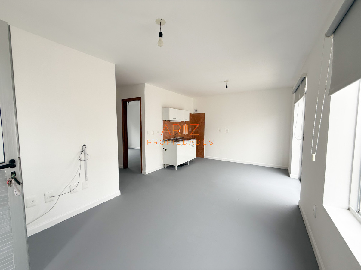 Apartamento ID.2367 - VENTA APARTAMENTO TIPO CASITA PLANTA BAJA EXCELENTE RENTABILIDAD MALDONADO 2 DORMITORIOS 1 BAÑO