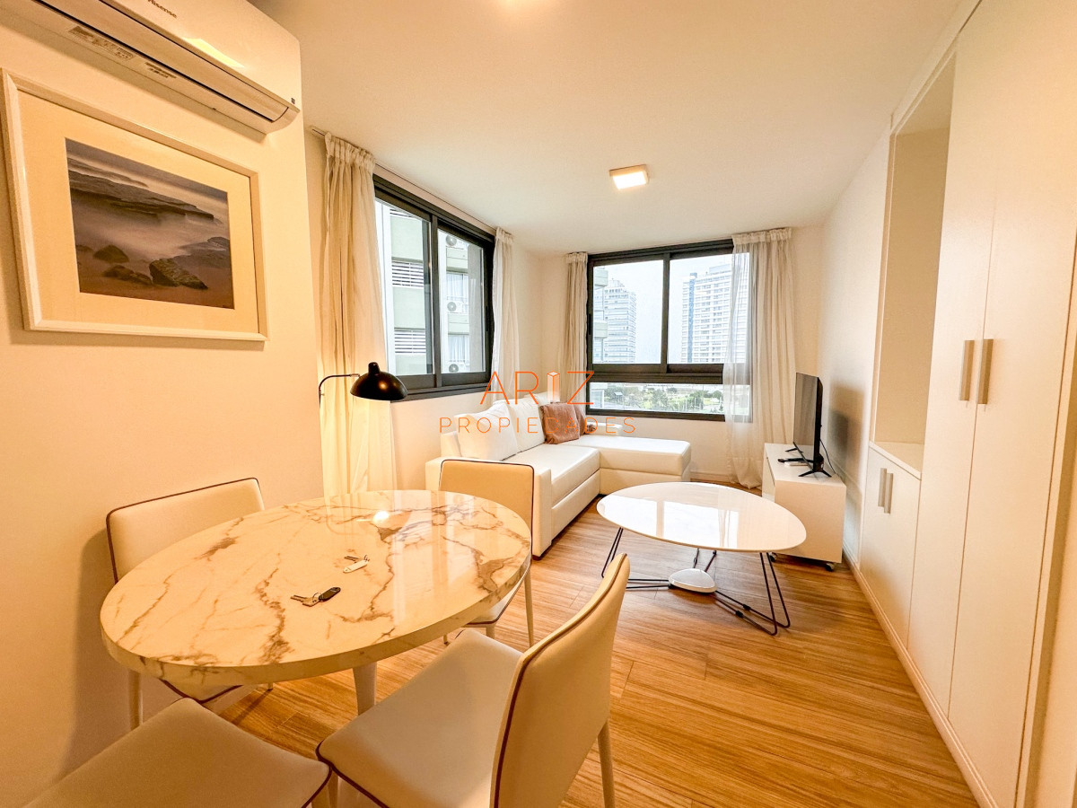 Apartamento ID.2040 - ALQUILER ANUAL 1 DORMITORIO PUNTA DEL ESTE BRAVA A 1 CUADRA DEL MAR