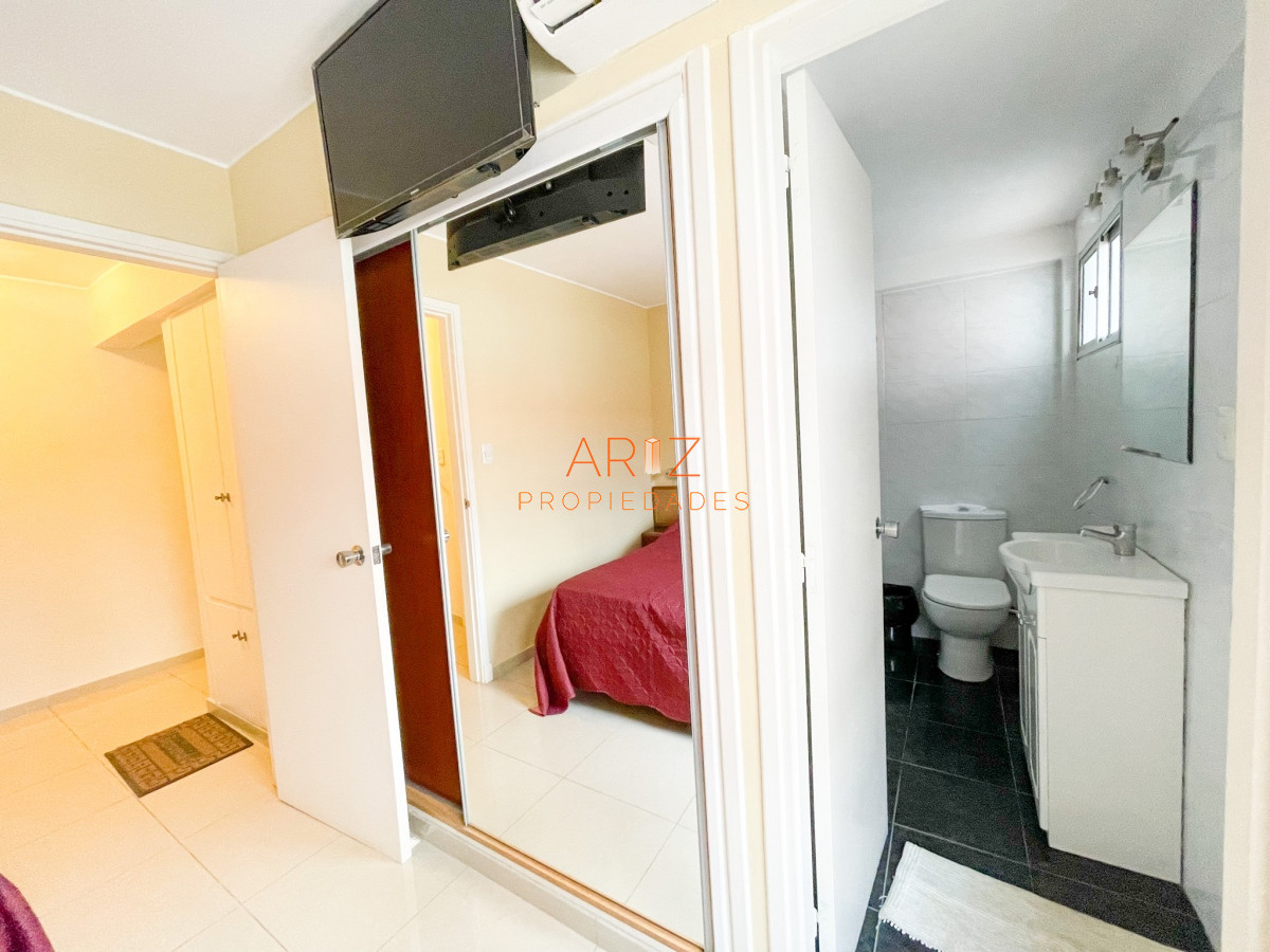 Apartamento ID.1420 - VENDO APARTAMENTO 2 DORMITORIOS 2 BAÑOS RECICLADO GRAN TERRAZA CON PARRILLERO PUNTA DEL ESTE PENINSULA
