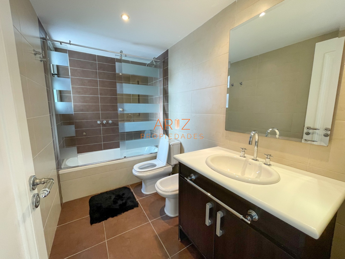 Apartamento ID.1489 - VENDO APARTAMENTO IMPERIALE TORRE II ESQUINERO 3 Y DEPENDENCIA BRAVA PUNTA DEL ESTE