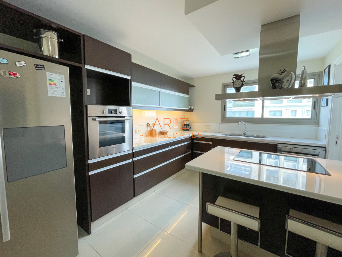 Apartamento ID.417 - VENDO APARTAMENTO IMPERIALE TORRE II ESQUINERO 3 Y DEPENDENCIA BRAVA PUNTA DEL ESTE