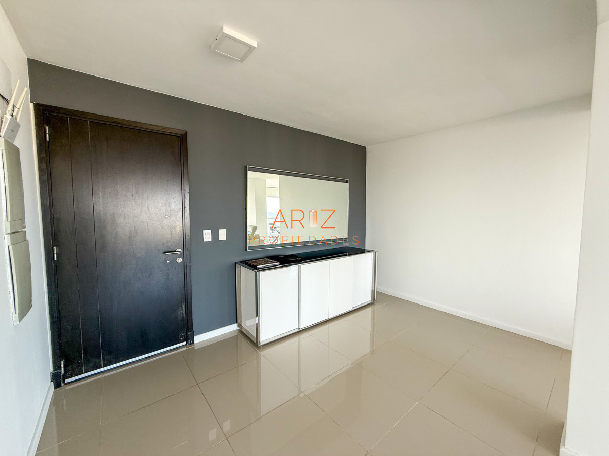 Apartamento ID.2296 - ALQUILER INVERNAL DESDE 1ERO MARZO 2025 PENTHOUSE 2DA LINEA BRAVA 3 DORMITORIOS