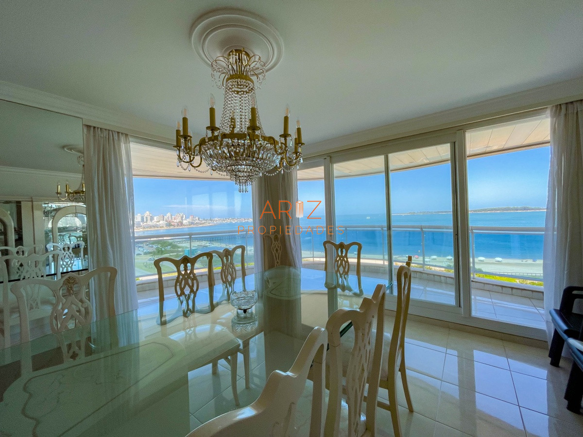 Apartamento ID.348 - VENDO APARTAMENTO 4 DORMITORIOS PUNTA DEL ESTE MANSA PRIMERA LINEA