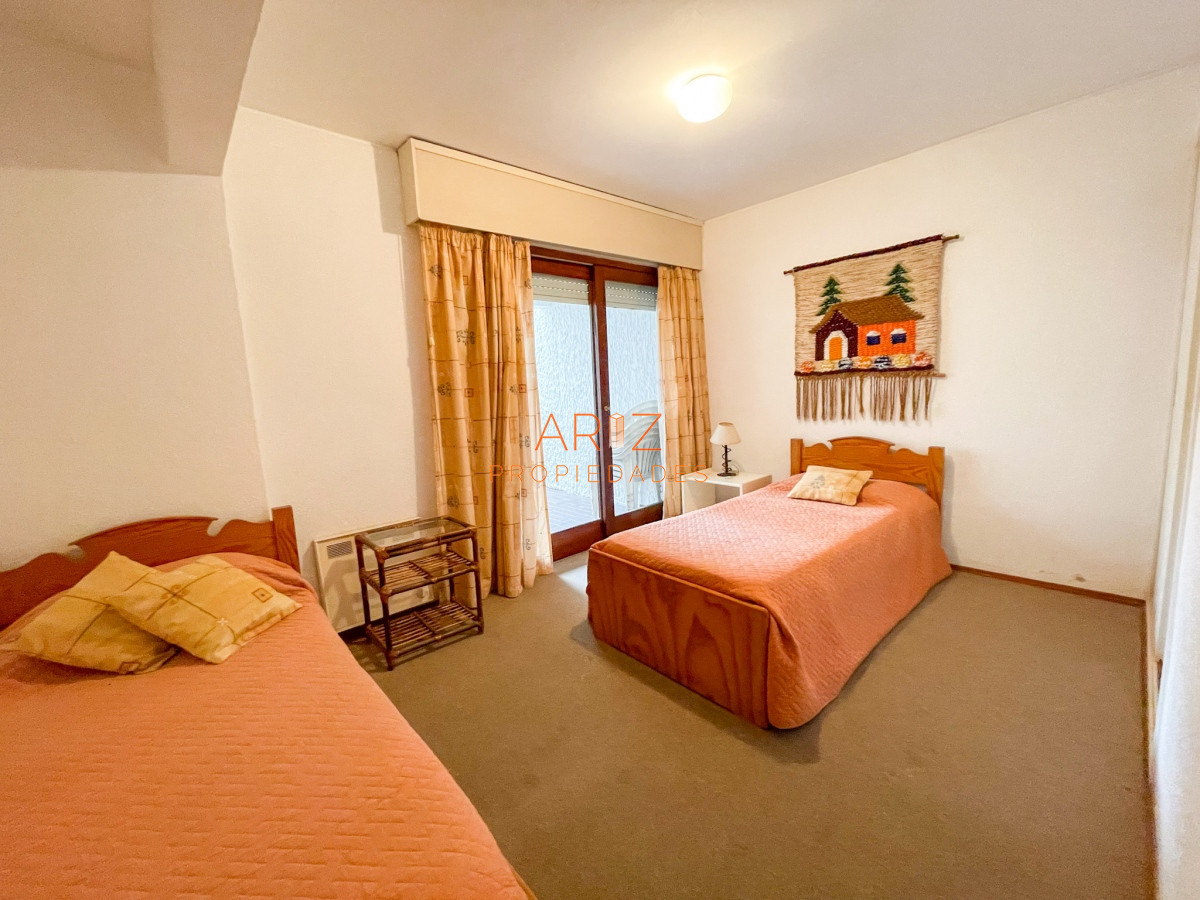Apartamento ID.1418 - VENDO APARTAMENTO 2 DORMITORIOS 1 BAÑO PENINSULA PUNTA DEL ESTE PUERTO 