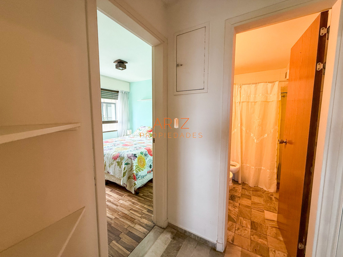 Apartamento ID.2401 - VENTA OPORTUNIDAD PRIMERA LINEA APARTAMENTO 1 DORMITORIO CON GARAGE VISTA A LA BRAVA PUNTA DEL ESTE 