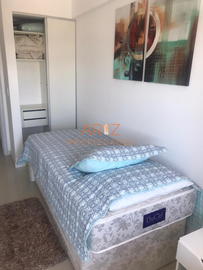 Apartamento ID.1182 - VENDO APARTAMENTO 3 DORMITORIOS VISTA A LA MANSA PUNTA DEL ESTE AIDY GRILL