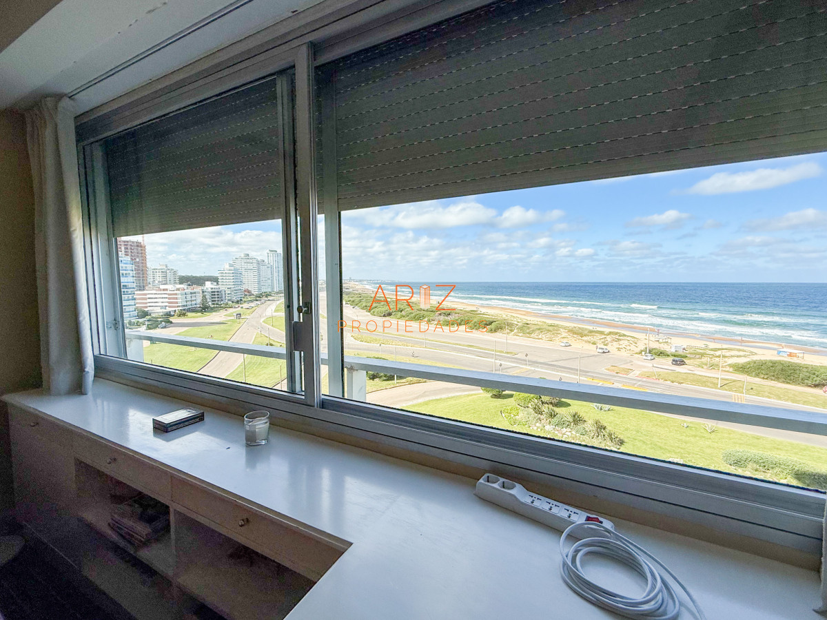 Apartamento ID.2342 - VENTA APARTAMENTO PRIMERA LINEA BRAVA 4 DORMITORIOS Y SERVICIO COMPLETO GRAN PLANTA VISTA DIRECTA A LA BRAVA
