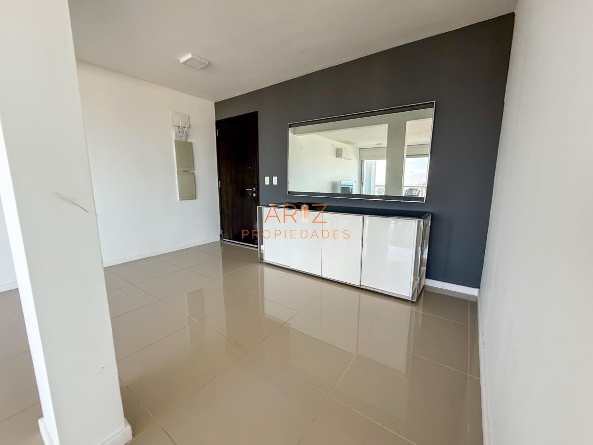 Apartamento ID.2296 - ALQUILER INVERNAL DESDE 1ERO MARZO 2025 PENTHOUSE 2DA LINEA BRAVA 3 DORMITORIOS