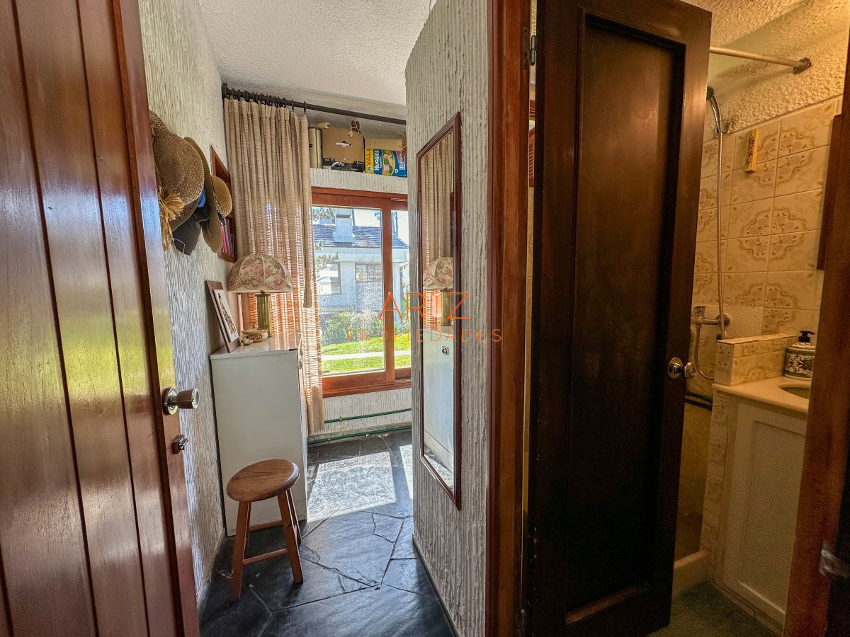 Apartamento ID.1319 - ALQUILER ANUAL DESDE 1ERO ABRIL 2025 APARTAMENTO 2 DORMITORIOS Y MEDIO 2 BAÑOS CANTEGRIL PUNTA DEL ESTE