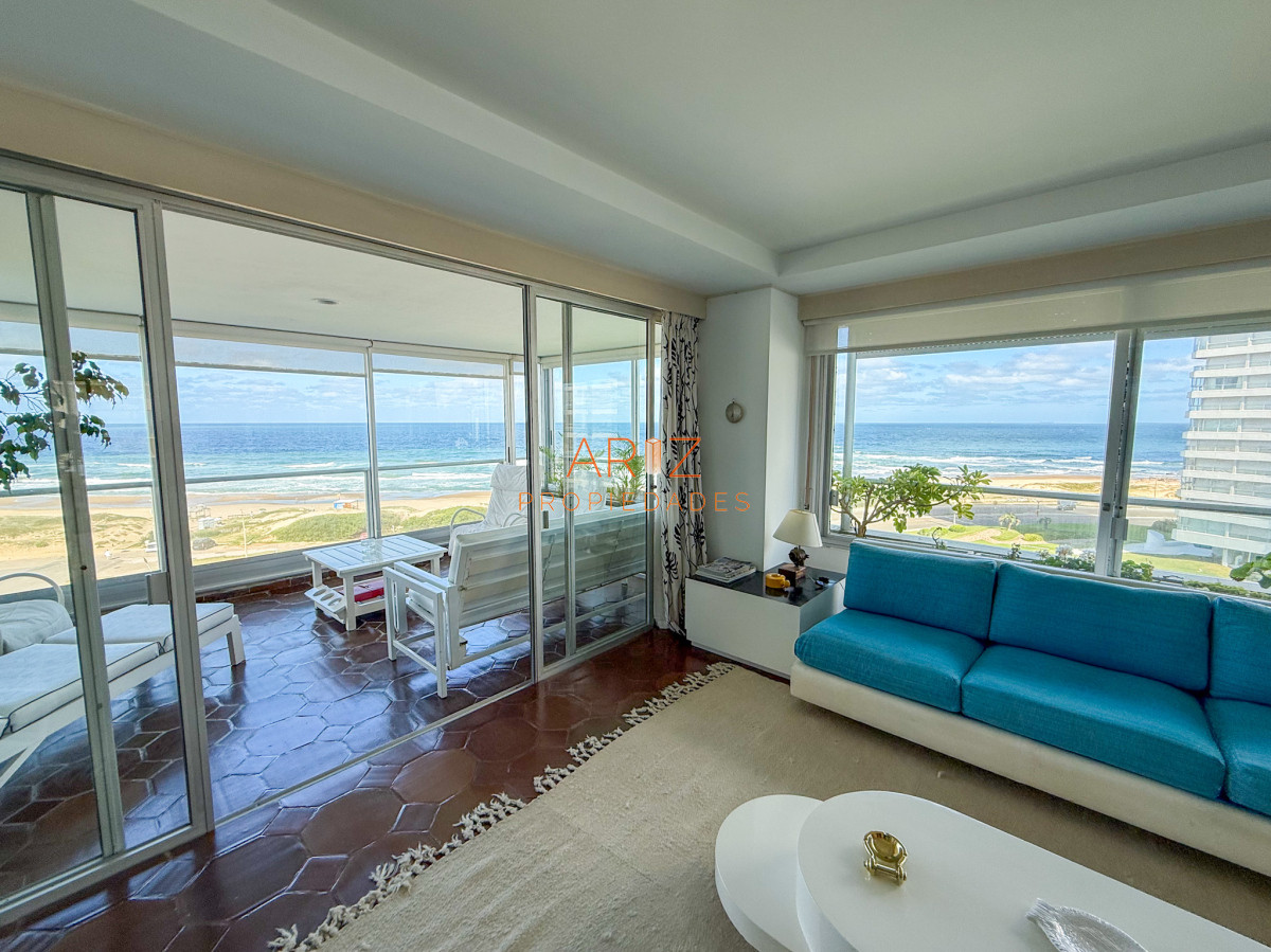 Apartamento ID.2342 - VENTA APARTAMENTO PRIMERA LINEA BRAVA 4 DORMITORIOS Y SERVICIO COMPLETO GRAN PLANTA VISTA DIRECTA A LA BRAVA