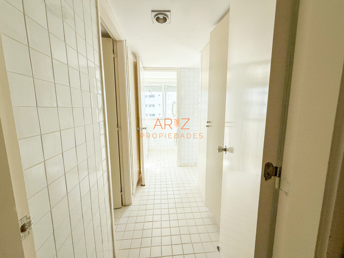 Apartamento ID.2342 - VENTA APARTAMENTO PRIMERA LINEA BRAVA 4 DORMITORIOS Y SERVICIO COMPLETO GRAN PLANTA VISTA DIRECTA A LA BRAVA