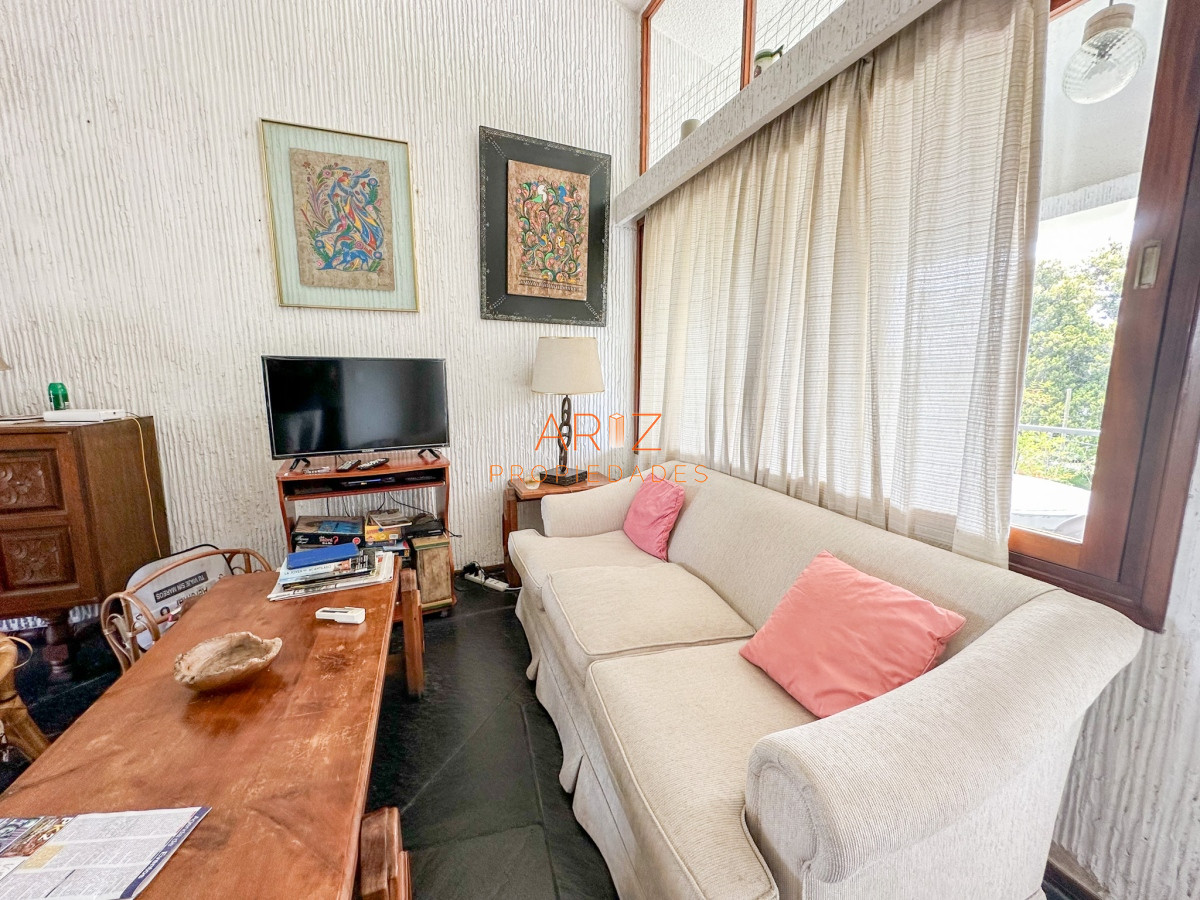 Apartamento ID.1642 - VENDO APARTAMENTO TIPO CASA 2 DORMITORIOS 1 BAÑO MUY BUEN ESTADO PUNTA DEL ESTE CANTEGRIL
