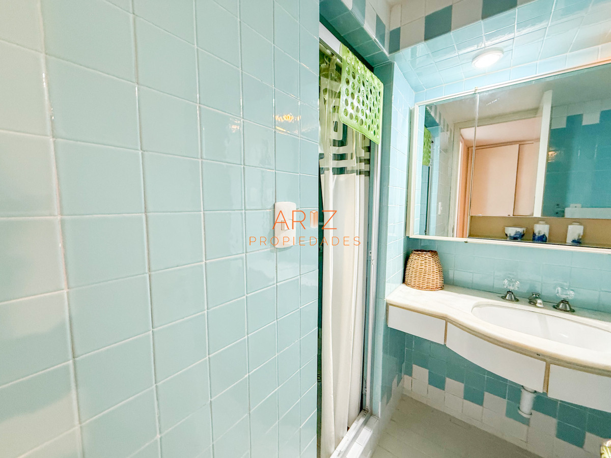 Apartamento ID.2342 - VENTA APARTAMENTO PRIMERA LINEA BRAVA 4 DORMITORIOS Y SERVICIO COMPLETO GRAN PLANTA VISTA DIRECTA A LA BRAVA