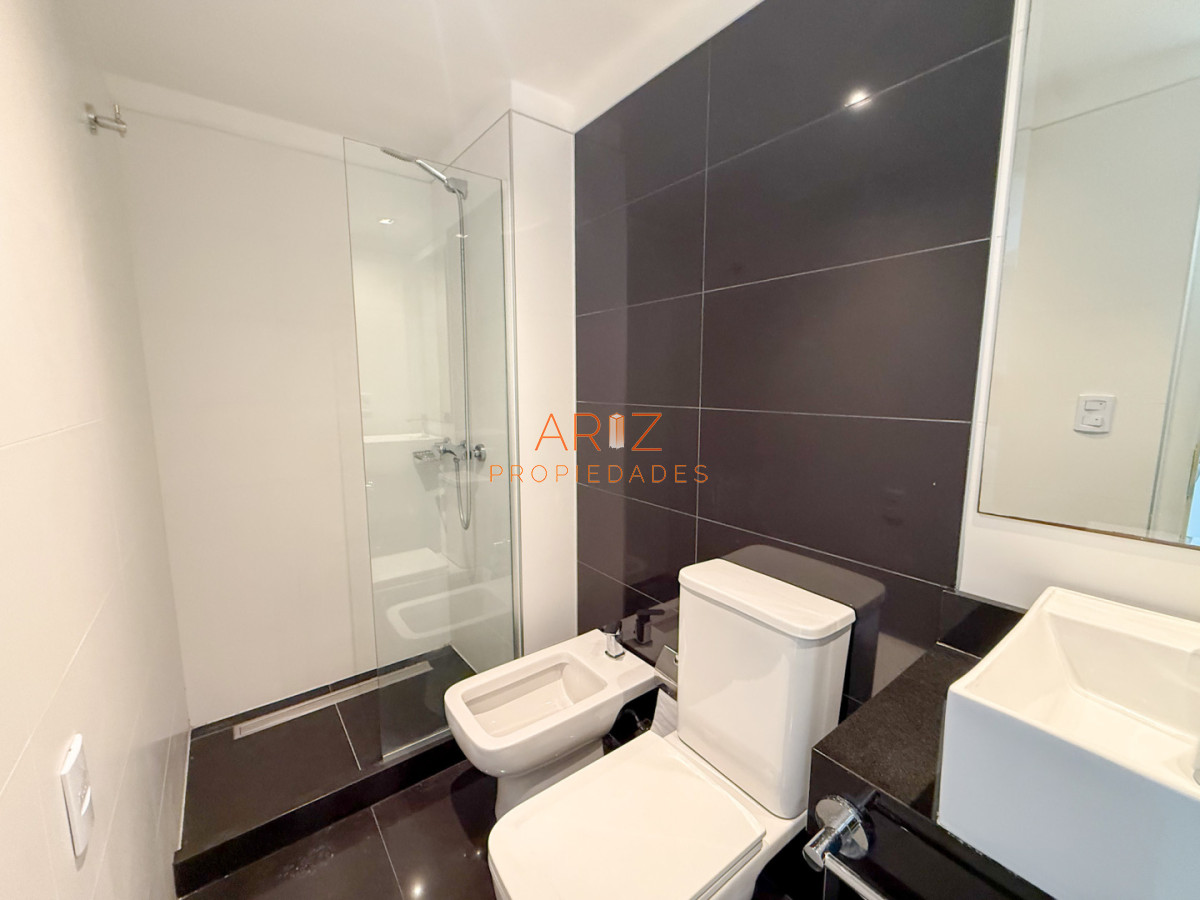 Apartamento ID.616 - ALQUILER ANUAL 1 DORMITORIO TODOS LOS SERVICIOS PUNTA DEL ESTE