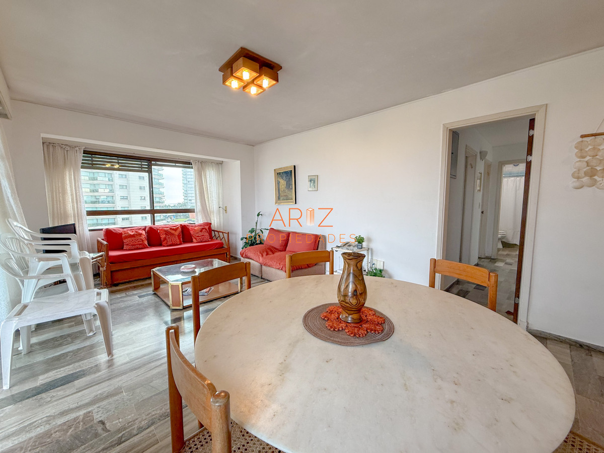 Apartamento ID.2402 - VENTA OPORTUNIDAD PRIMERA LINEA APARTAMENTO 2 DORMITORIOS VISTA A LA BRAVA PUNTA DEL ESTE 