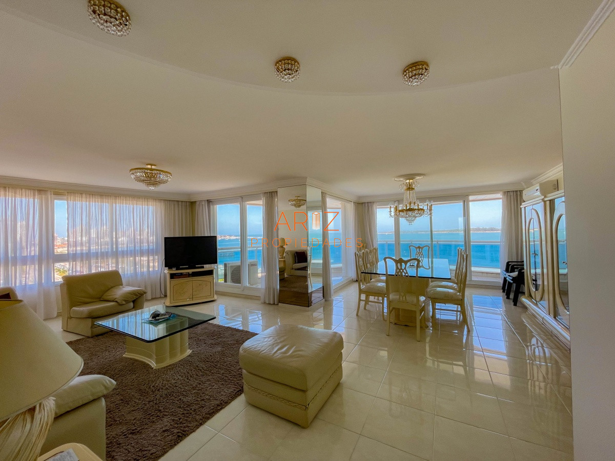 Apartamento ID.348 - VENDO APARTAMENTO 4 DORMITORIOS PUNTA DEL ESTE MANSA PRIMERA LINEA