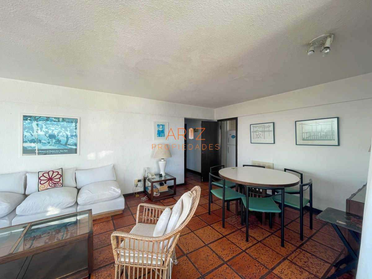 Apartamento ID.286 - VENDO APARTAMENTO 2 DORMITORIOS PENINSULA PUNTA DEL ESTE
