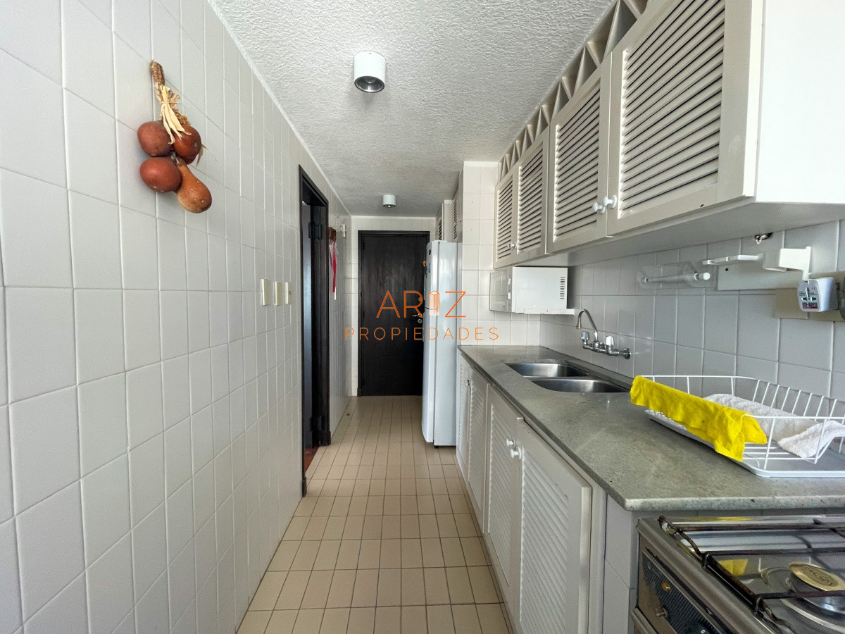 Apartamento ID.286 - VENDO APARTAMENTO 2 DORMITORIOS PENINSULA PUNTA DEL ESTE