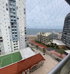 VENDO APARTAMENTO 2 DORMITORIOS PENINSULA PUNTA DEL ESTE PUERTO VISTA AL MAR