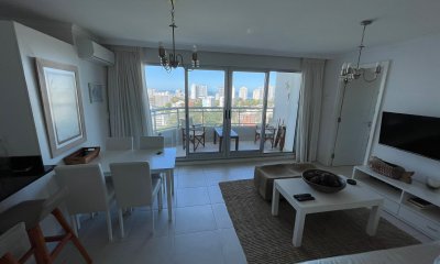 VENDO APARTAMENTO 1 DORMITORIO Y MEDIO OCEAN DRIVE PUNTA DEL ESTE BRAVA
