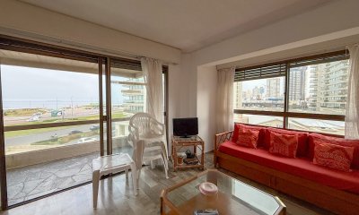 VENTA OPORTUNIDAD PRIMERA LINEA APARTAMENTO 2 DORMITORIOS VISTA A LA BRAVA PUNTA DEL ESTE