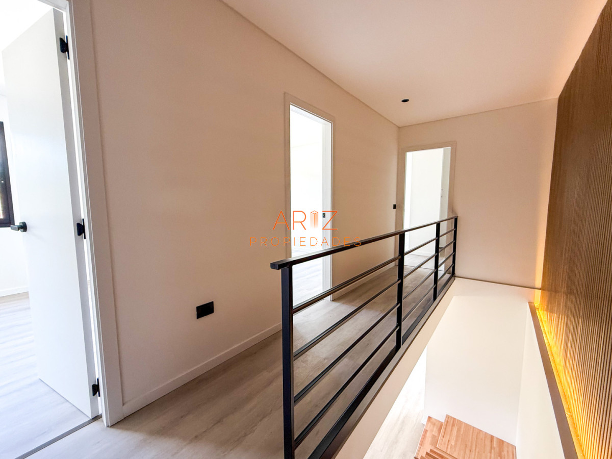 Casa ID.2515 - VENTA CASA 3 DORMITORIOS  2 BAÑOS A ESTRENAR BARRIO CANTEGRIL CORDOBA PUNTA DEL ESTE 