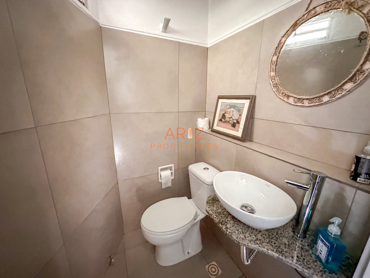 Casa ID.2038 - ALQUILER TEMPORADA PUNTA DEL ESTE CASA 4 DORMITORIOS 3 BAÑOS PARA 14 PERSONAS IMPERDIBLE A 2 CUADRAS DEL MAR MANSA 