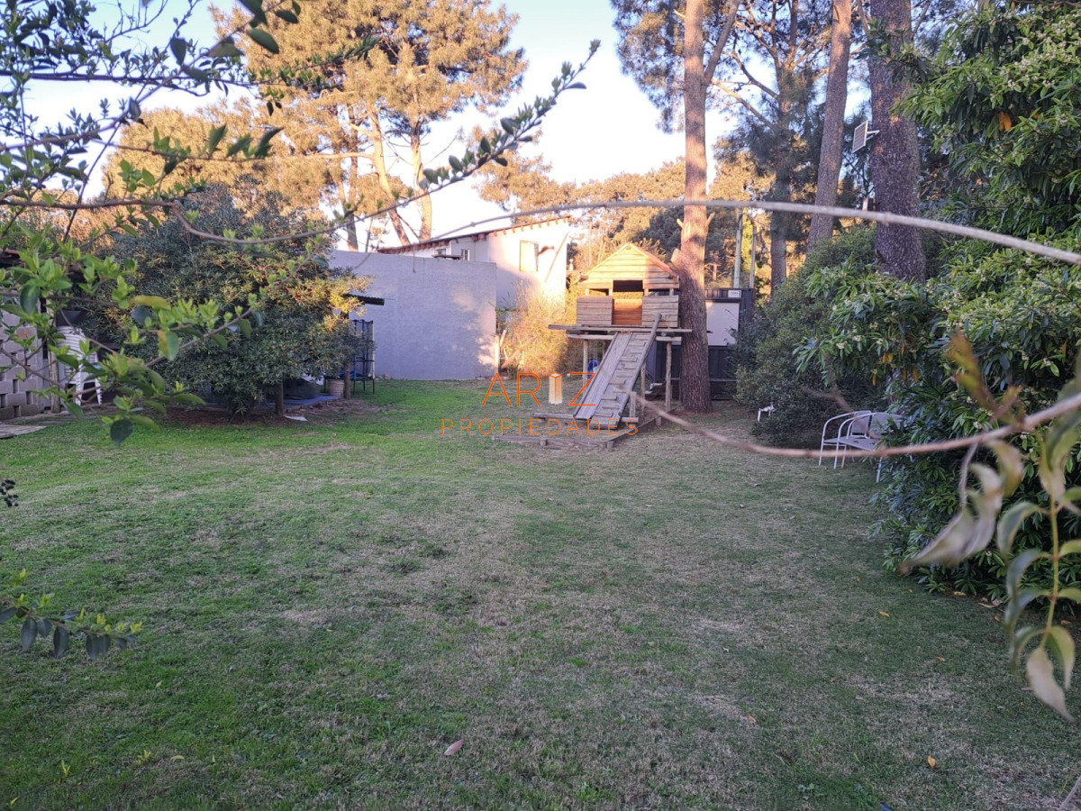 Casa ID.2099 - VENTA CASA PIEDRA 2 DORMITORIOS 2 BAÑOS MUY BIEN UBICADO PINARES PUNTA DEL ESTE