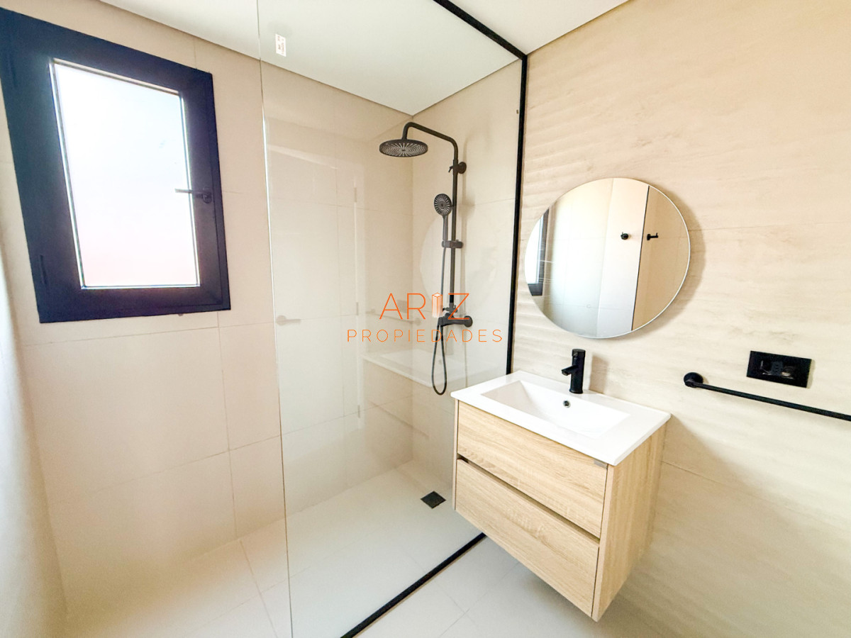 Casa ID.2514 - VENTA CASA 3 DORMITORIOS  2 BAÑOS A ESTRENAR BARRIO CANTEGRIL CORDOBA PUNTA DEL ESTE 