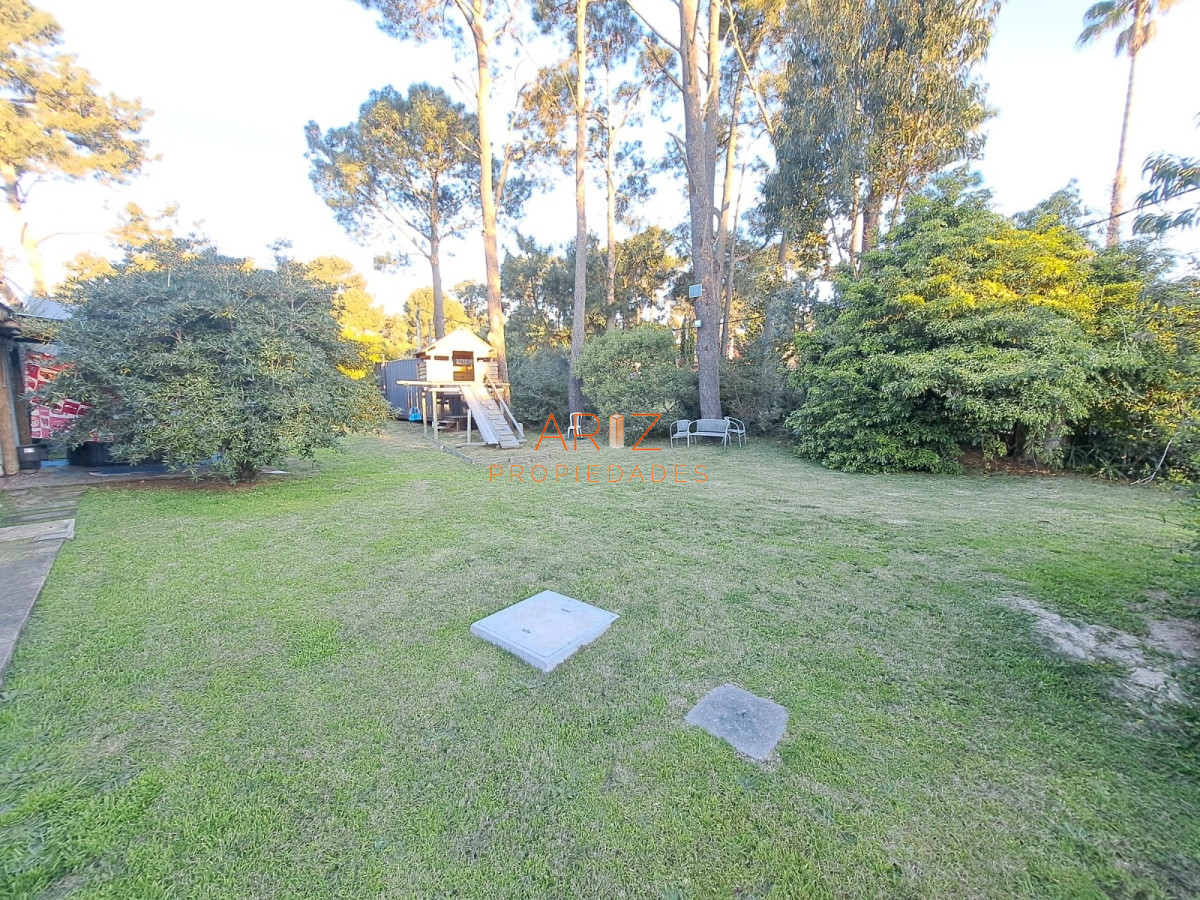 Casa ID.2099 - VENTA CASA PIEDRA 2 DORMITORIOS 2 BAÑOS MUY BIEN UBICADO PINARES PUNTA DEL ESTE