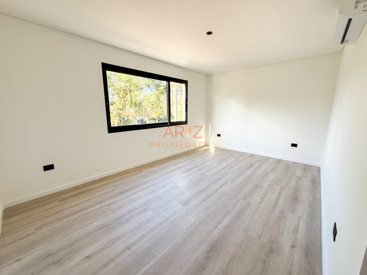 Casa ID.2515 - VENTA CASA 3 DORMITORIOS  2 BAÑOS A ESTRENAR BARRIO CANTEGRIL CORDOBA PUNTA DEL ESTE 
