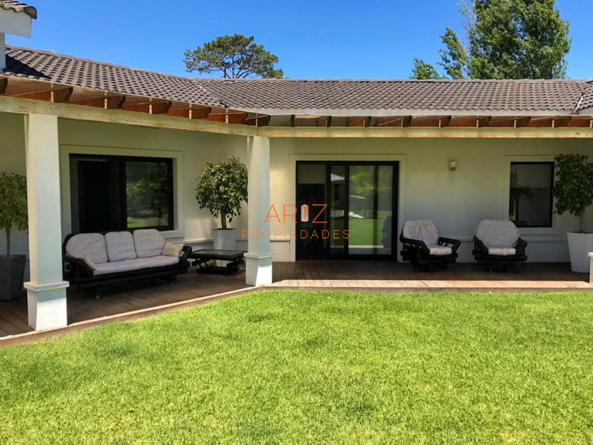 Casa ID.1201 - Casa en Punta del Este, La Arbolada
