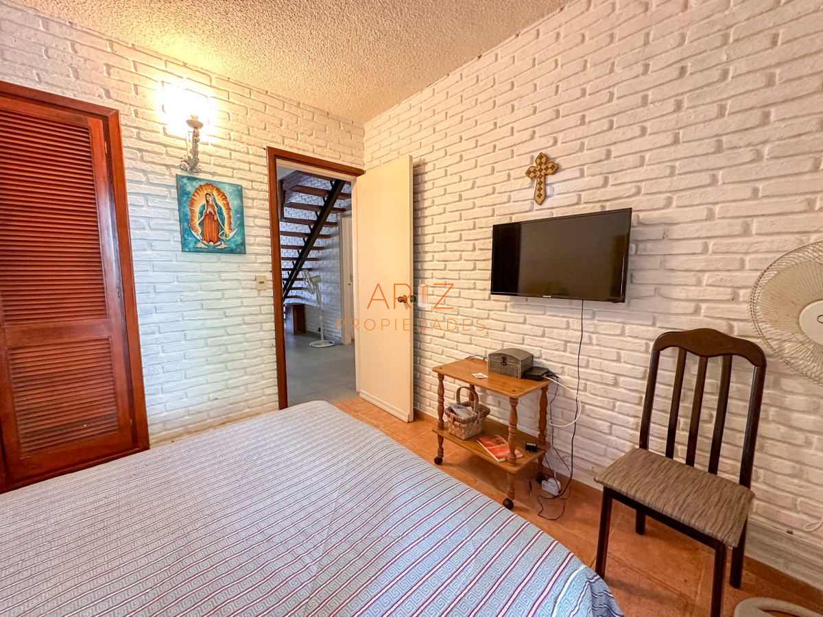 Casa ID.2038 - ALQUILER TEMPORADA PUNTA DEL ESTE CASA 4 DORMITORIOS 3 BAÑOS PARA 14 PERSONAS IMPERDIBLE A 2 CUADRAS DEL MAR MANSA 