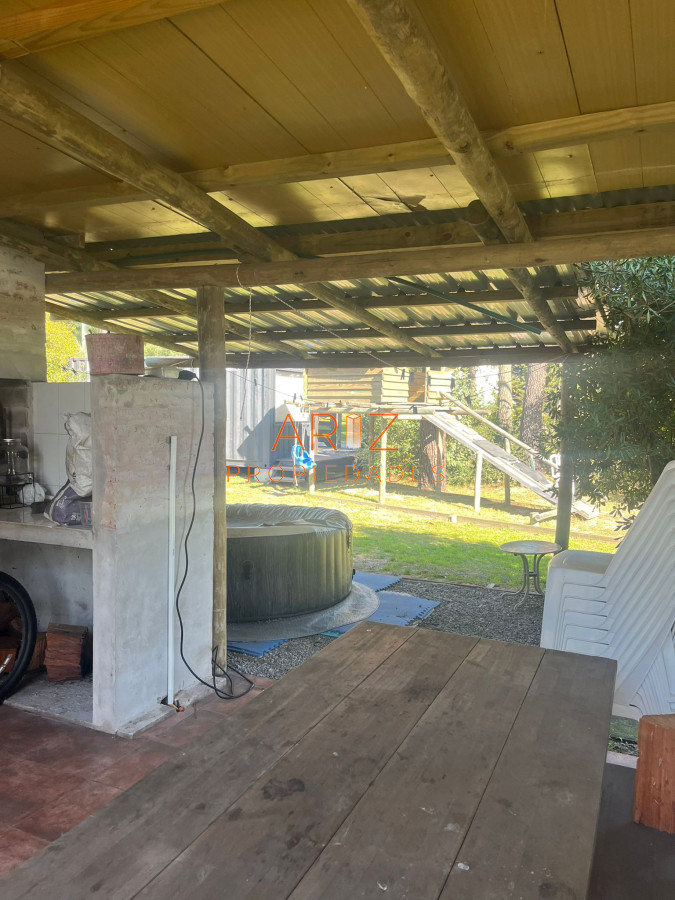 Casa ID.2099 - VENTA CASA PIEDRA 2 DORMITORIOS 2 BAÑOS MUY BIEN UBICADO PINARES PUNTA DEL ESTE