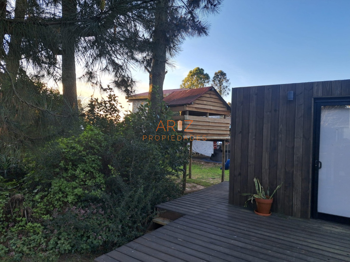 Casa ID.2099 - VENTA CASA PIEDRA 2 DORMITORIOS 2 BAÑOS MUY BIEN UBICADO PINARES PUNTA DEL ESTE